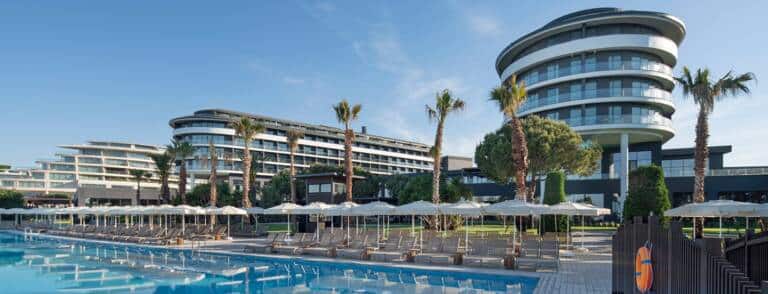 Voyage-Belek-Main-Pool-1637183273243070292