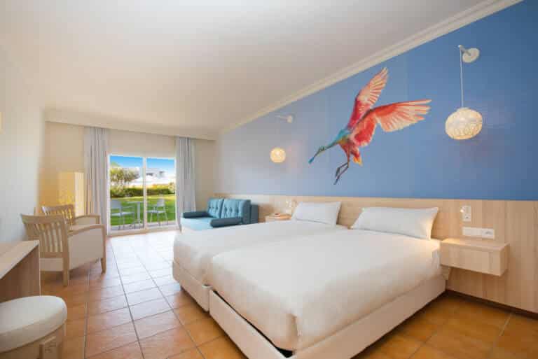 50_IBSTAR_FOB_IB_R-FAMILY_SIMPLE_D1805_001