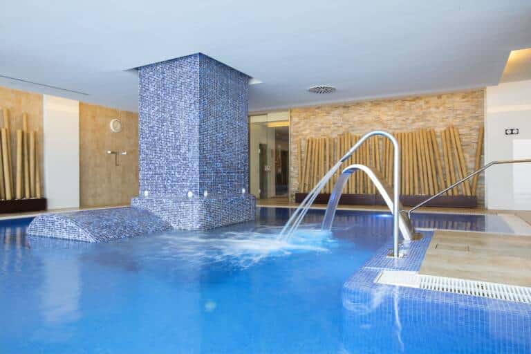 Hipotels Cala Millor Park indoor pool 3