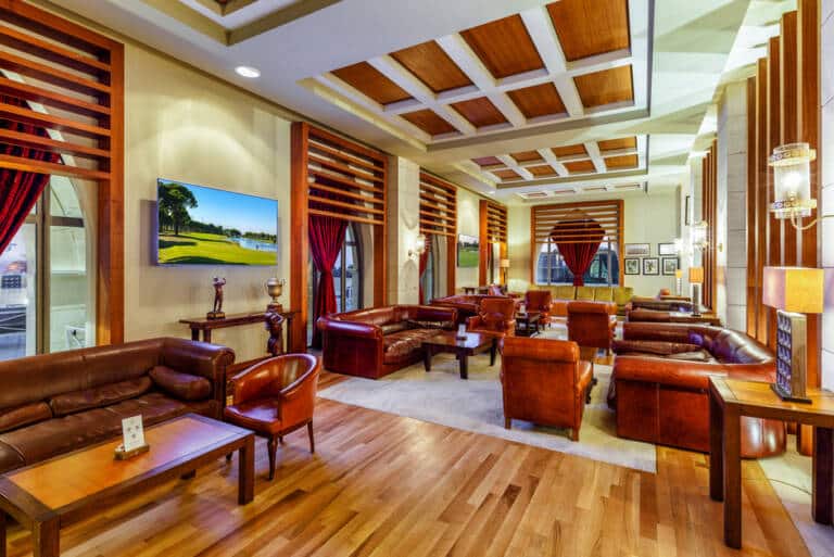 KIAYT1_PUTTERS LOUNGE_4