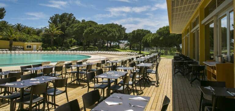 all-inclusive-hotel-algarve-bar-tucano-terrace-view