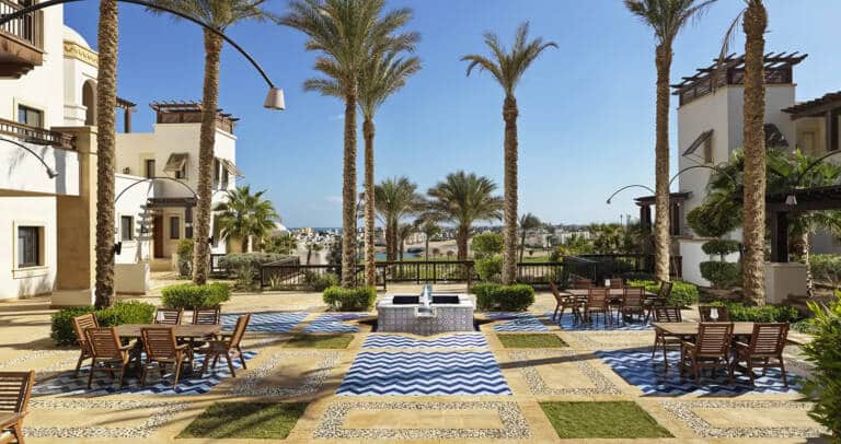 Ancient_Sands_Golf_Resort_and_Residence_El_Gouna_Red_sea_piazza_1