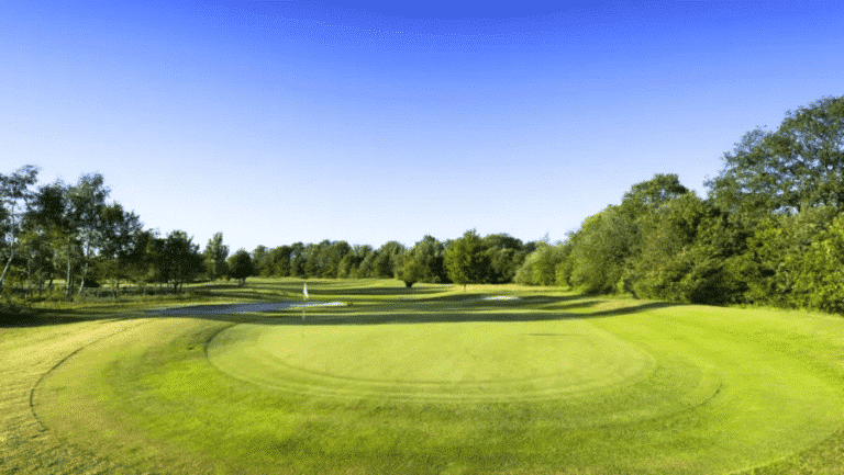 csm_Golplatz_in_Sonne_0276c2a0be