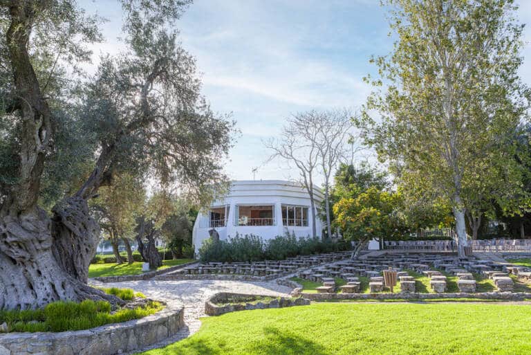 Bar Nora_Terrace (1)