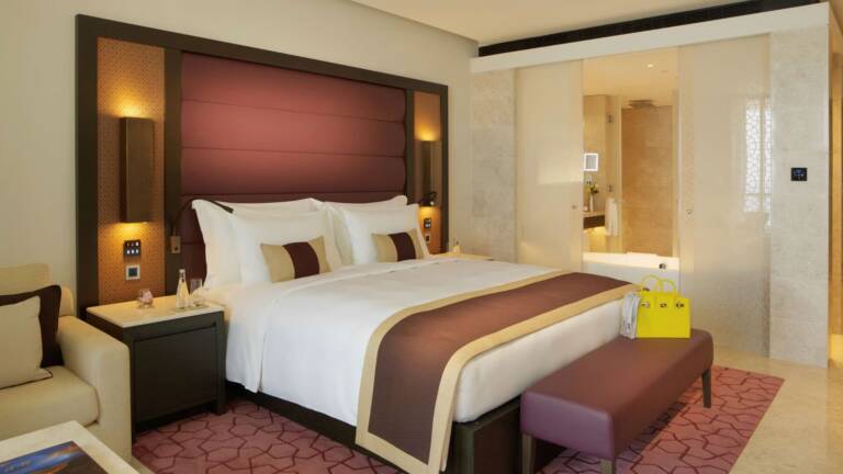 1d55dd16f82b-74509317_4K_converted