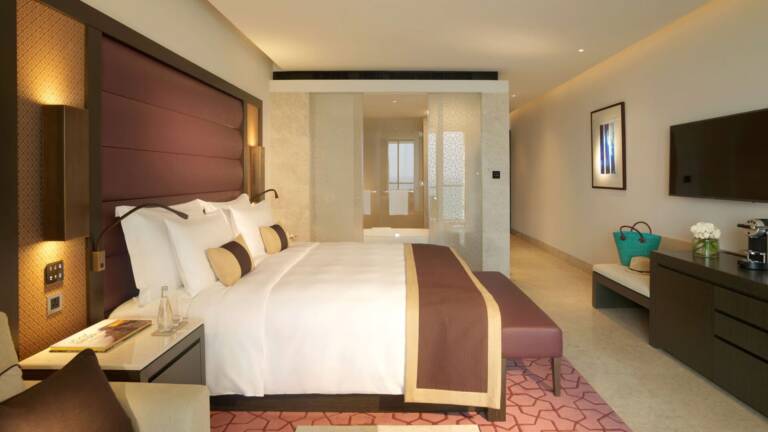 c836dc15a112-74509319_4K_converted