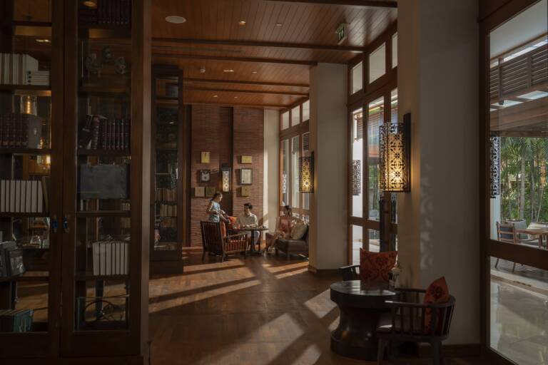 Club-ICHH-00-1-1-scaled