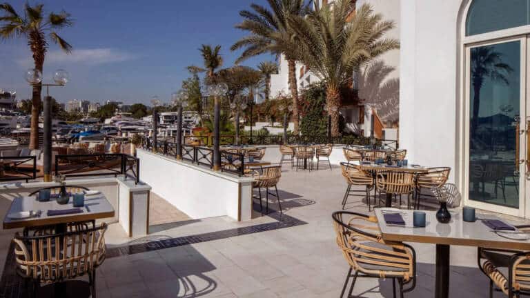 DXBPH-P0646-Brasserie-Du-Park-Seating