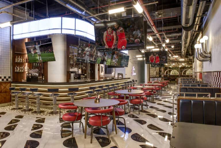 REGNUM_THE_CROWN_CHUBBYS-01