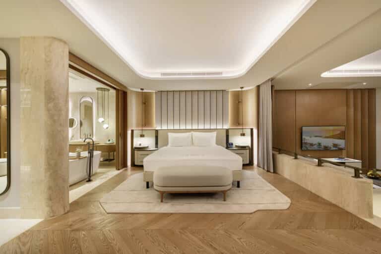 Regnum_The_Crown_Seascape_Suite (10)