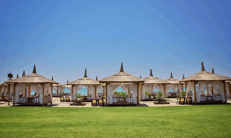 gloria-golf-resort-beachpool-5