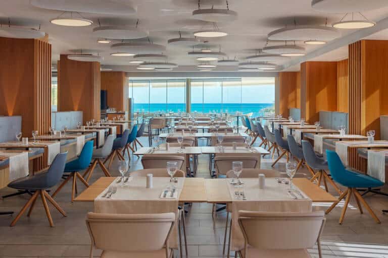 26-3-25-restauranteprincipalmontajecena1157-6d5cc2130414b28c9fb1e273911f0194