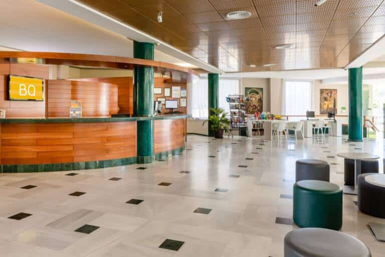 hall-andalucia-beach