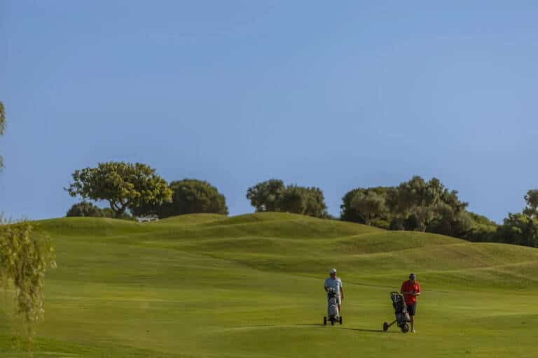 Real-Novo-Sancti-Petri-Golf-Course-in-Andalusian-.-Campo-de-Golf-en-Cadiz